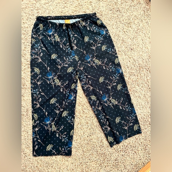 Con.struct floral and animals Pajamas set - Picture 7 of 17